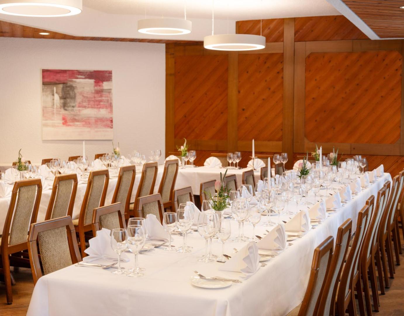 Hotel Restaurant Kreuz Kaiserstuhl Dış mekan fotoğraf