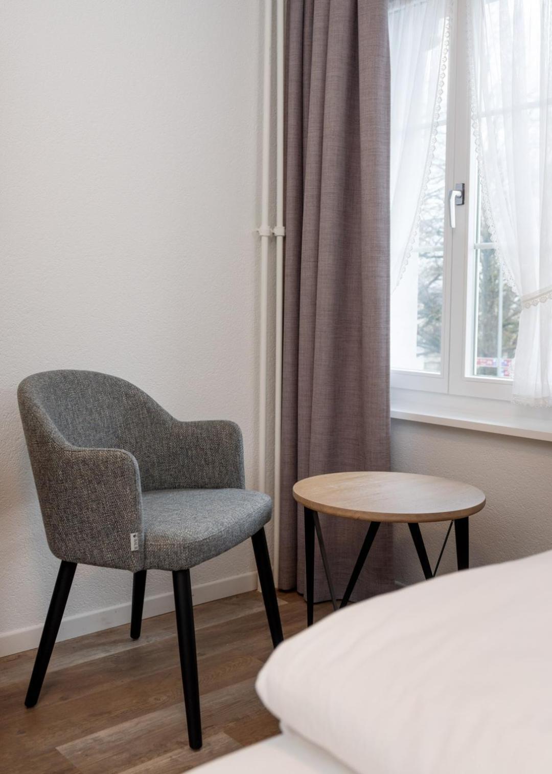 Hotel Restaurant Kreuz Kaiserstuhl Dış mekan fotoğraf
