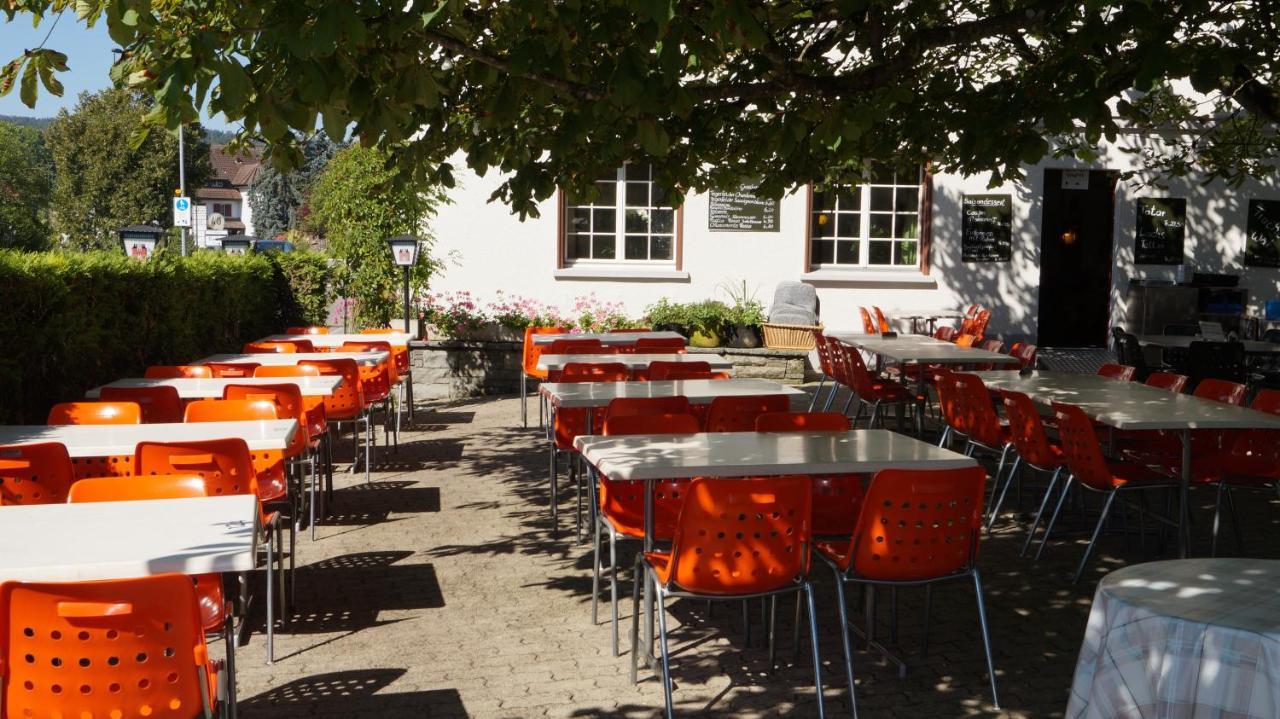 Hotel Restaurant Kreuz Kaiserstuhl Dış mekan fotoğraf