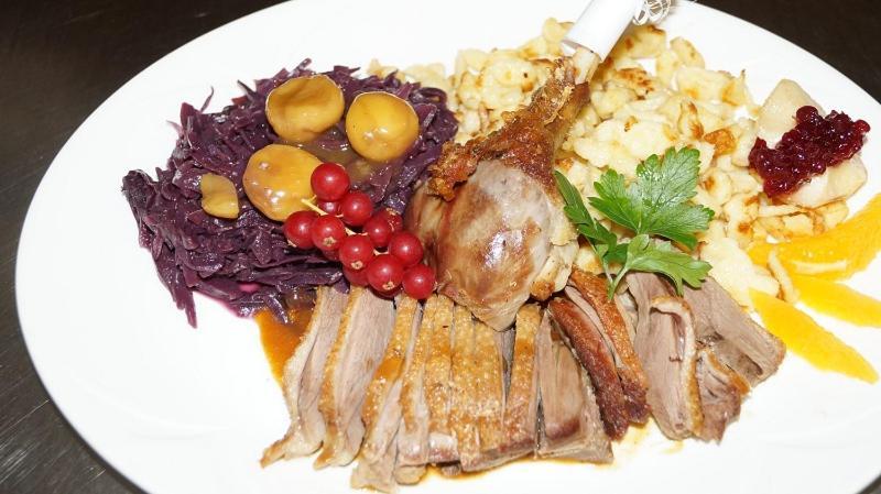 Hotel Restaurant Kreuz Kaiserstuhl Dış mekan fotoğraf