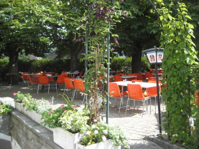Hotel Restaurant Kreuz Kaiserstuhl Dış mekan fotoğraf